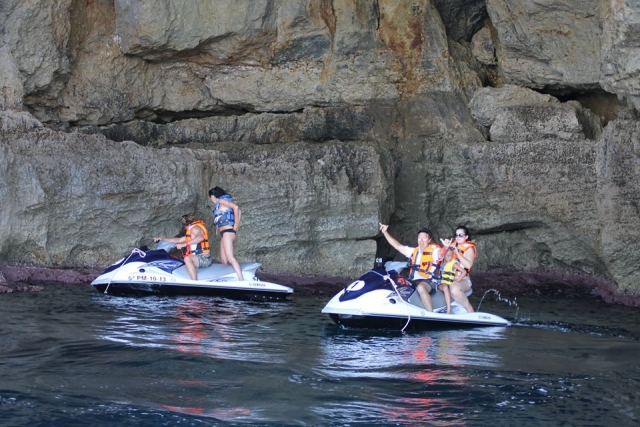 dos motos de agua